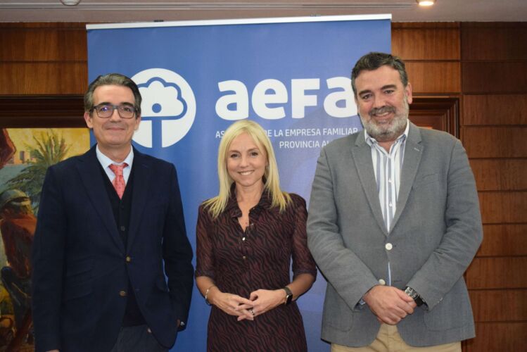 Peláez Consulting, en colaboración con AEFA, presenta un curso sobre empresa familiar y gestión empresarial